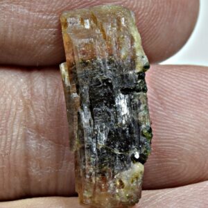 8 Carat Clinozoisite Crystal Combined With Diopside From Badakhshan Afghanistan