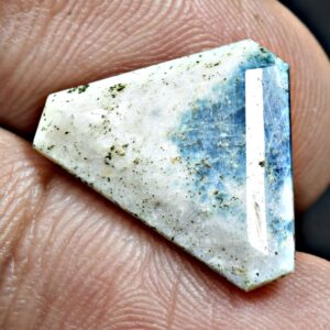 7.5 Carat Faceted Gonnardite Cut Gemstone With Fluorescent Sodalite From Badakhshan Afghanistan