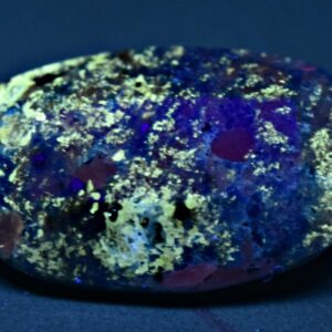 9 Carat Fluorescent Afghanite Gemstone with Phlogopite, Calcite & Pyrite