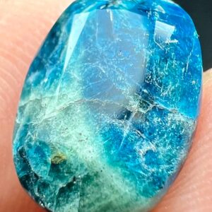 4.5 Carat Faceted Fluorescent Sodalite Cut Gemstone From Badakhshan Afghanistan