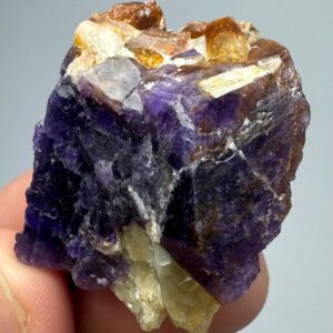 75 Carat Fluorescent Phosphorescent Sharp Color Change Hackmanite With Fluorescent Winchite From Badakhshan Afghanistan