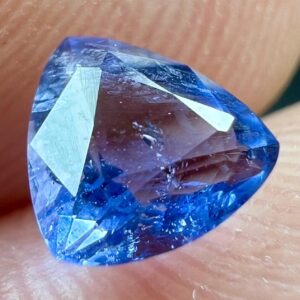 0.5 Carat Faceted Fluorescent Phosphorescent Hackmanite Gemstone from Badakhshan Afghanistan