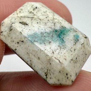 14 Carat Gonnardite Gemstone: Faceted Collector Stone with Fluorescent Sodalite