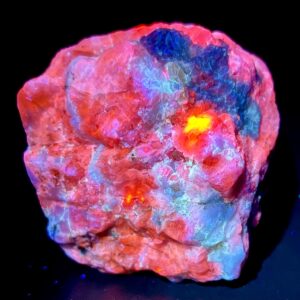 Fluorescent Hackmanite with Phlogopite, Calcite, Hyalite, Afghanistan