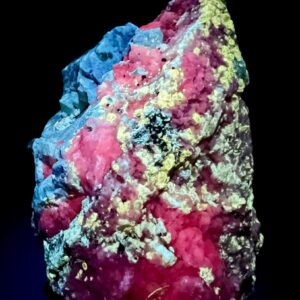 1075 Gm Fluorescent, Green Sodalite, Included Gonnardite, Crystals & Phlogopite From Badakhshan Afghanistan