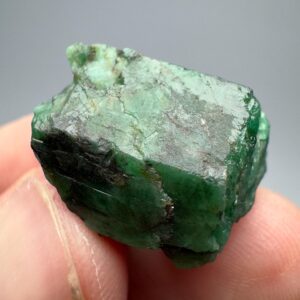 27 Carat Emerald Natural Crystal From Panjshir Afghanistan