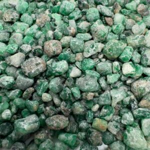 124 Grams Emerald Crystals Lot From Swat Pakistan