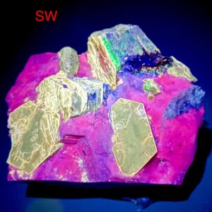 743 Grams Fluorescent Phlogopite Crystals With Willemite On Fluorescent Matrix from Badakhshan Afghanistan