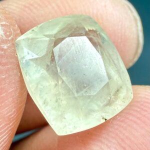 6.4 Carat Faceted Quartz Cut Natural Collector Gemstone from Pakistan