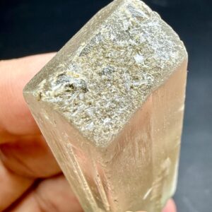 261 Carat Natural Fluorescent Kunzite Crystal From Kunar Afghanistan