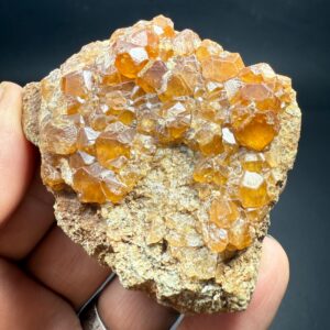 600 Carat NATURAL GROSSULAR GARNET Crystals Specimen From Pakistan