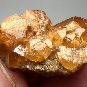 81 Carat Natural HESSONITE GROSSULAR GARNET Crystals Specimen From Pakistan